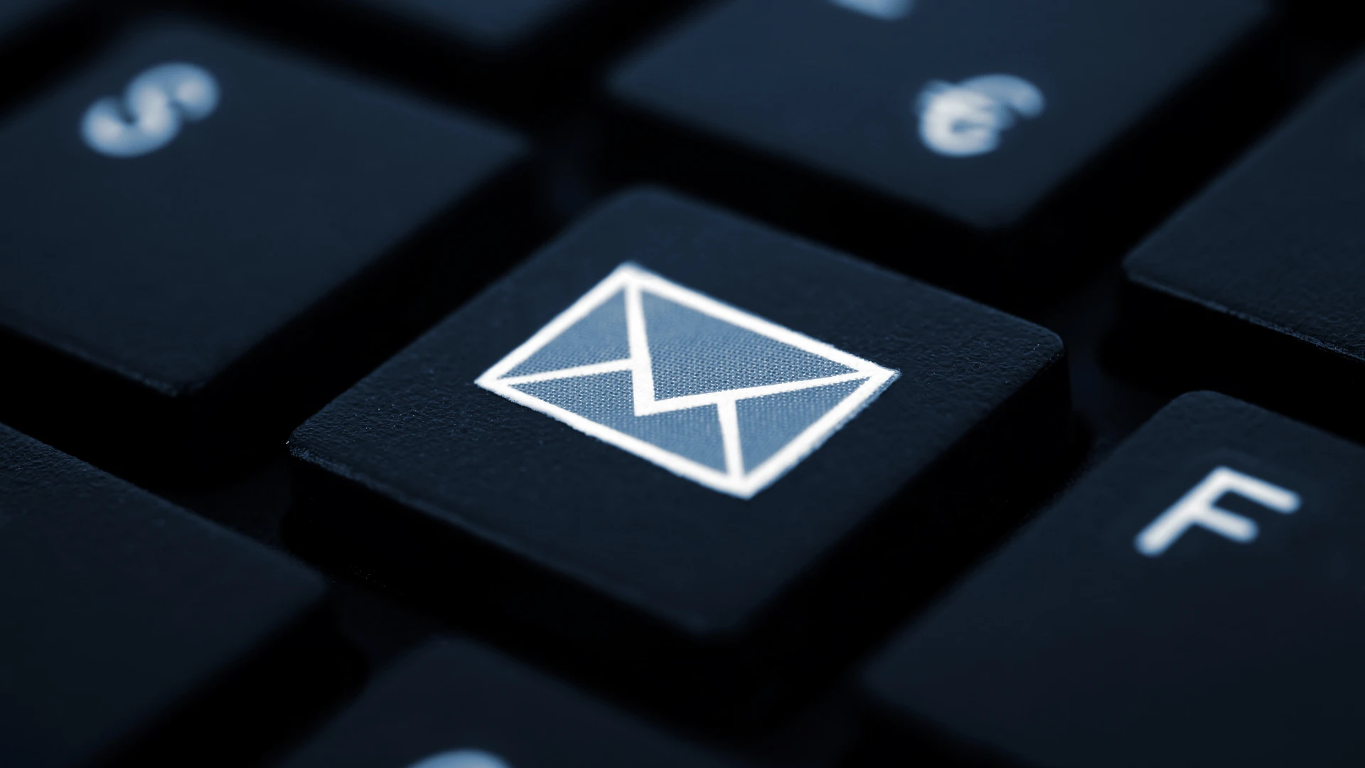 Correo electrónico profesional con tu dominio